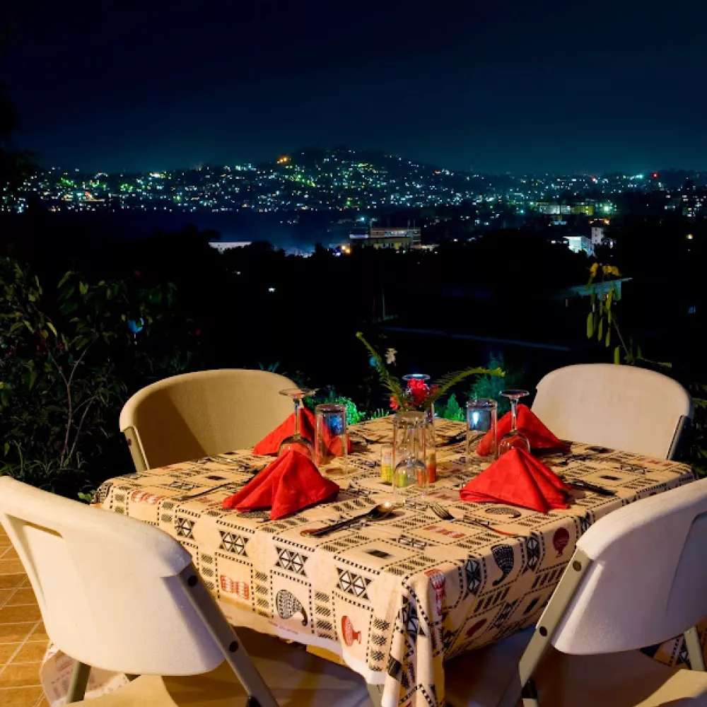 Mutungo Executive Suites/ Hotel